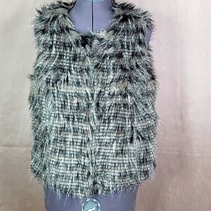 NEW YORK‎ YORK COLLECTION Furry Vest Large